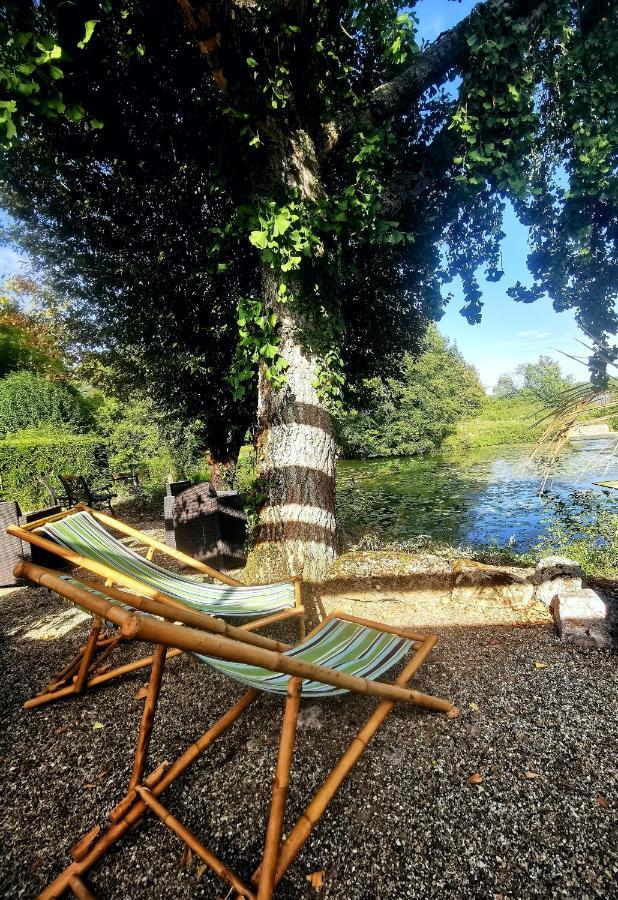 Moulin De Monpoisson Bed & Breakfast Le Puy Exterior photo